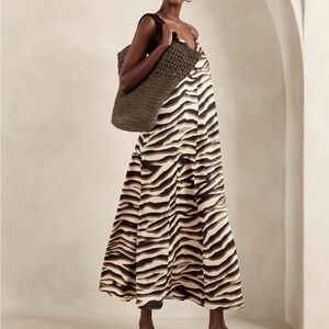 Summer dress zebra print beautiful chic & elegant old navy black white